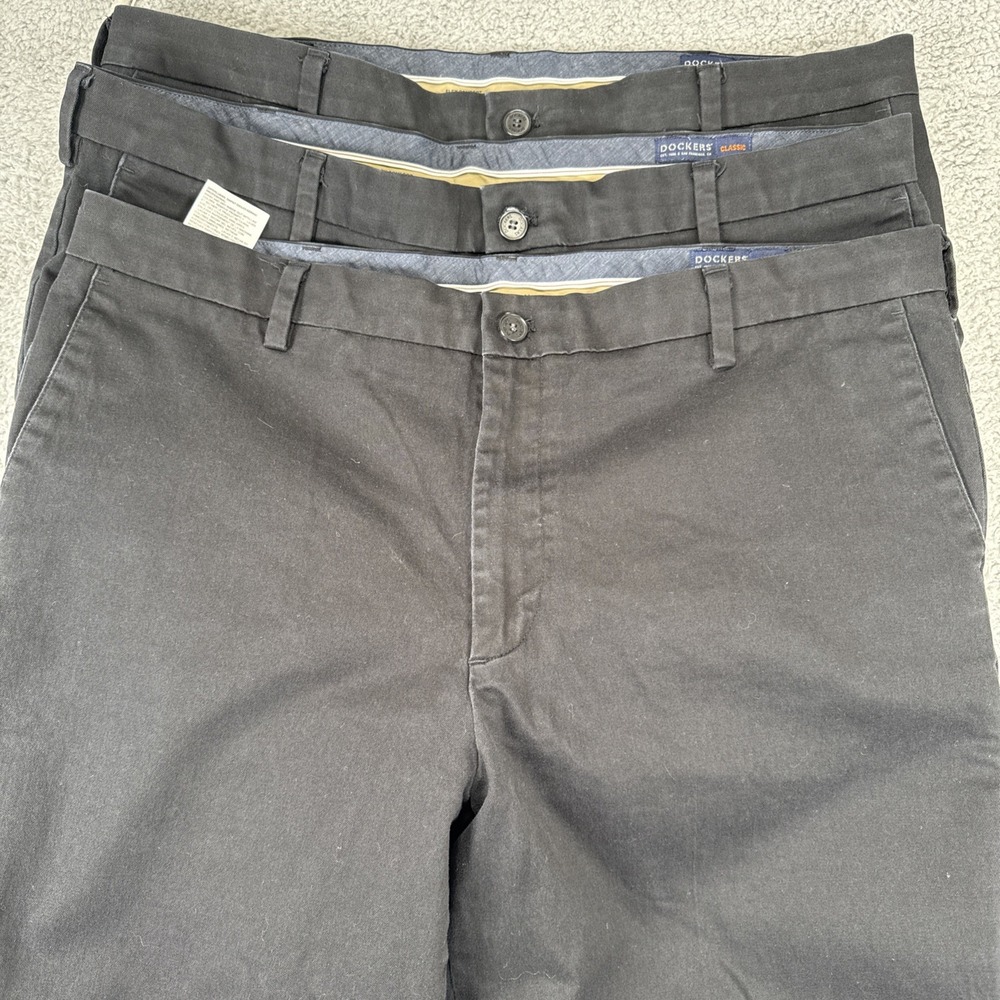 LOT OF 3 - DOCKERS Khaki‎ Pants Mens 40x34 Black Signature Flex Comfort